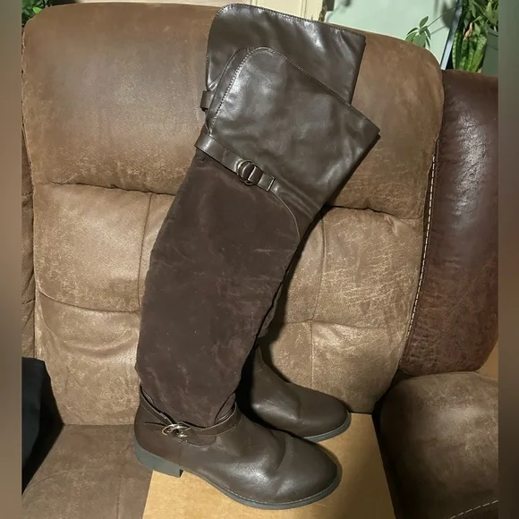 Shoe Dazzle Brown Faux Leather Over the Knee Boots👢Sz 11 - Picture 6 of 11